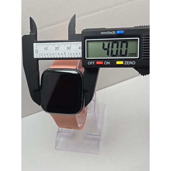 Fitbit Versa 2 Smartwatch Gray 40mm Alexa WR50M Always On Display W/ Charger - Picture 5 of 11